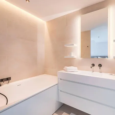 דירה De Prestige 5 Au Centre-ville Avec Wifi Et Parking - Fr-1-821-9 *